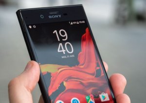 Sony Xperia XZ1 300x212